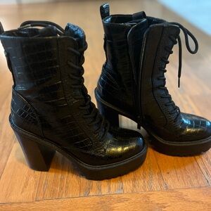 Steve Madden Black Croc-Patterned Heeled Boots